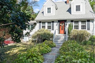 32 Doyle St, Leominster, MA 01453