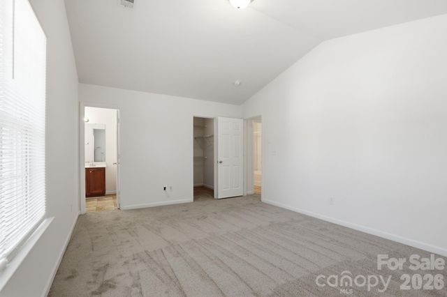 5623 Henderson Oaks Drive, Charlotte, NC 28269