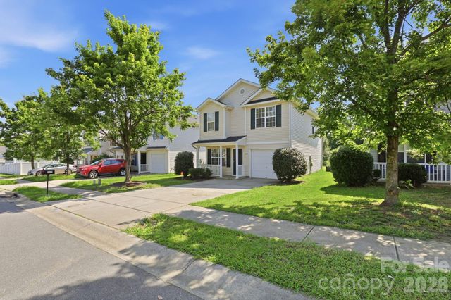 5623 Henderson Oaks Drive, Charlotte, NC 28269
