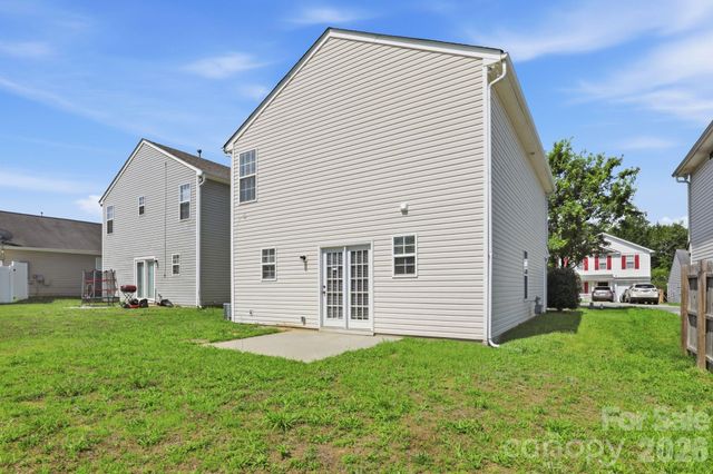 5623 Henderson Oaks Drive, Charlotte, NC 28269