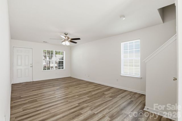 5623 Henderson Oaks Drive, Charlotte, NC 28269