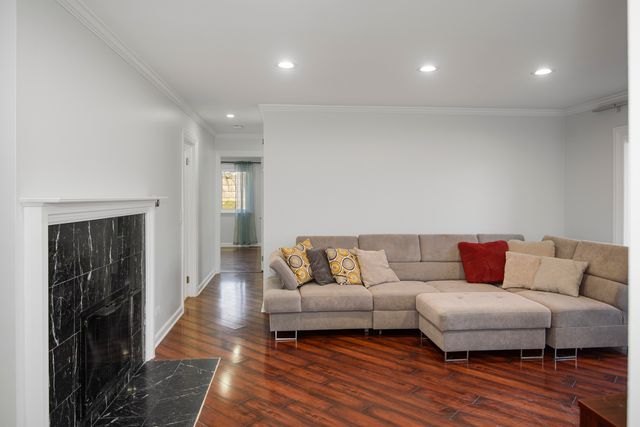 1168 Middlebury Lane A1, Wheeling, IL 60090