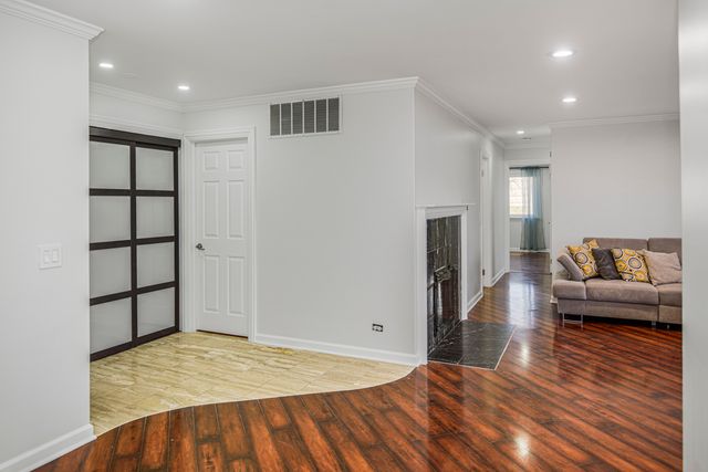 1168 Middlebury Lane A1, Wheeling, IL 60090