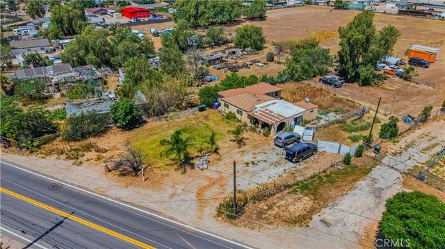 7081 Valley Way, Jurupa Valley, CA 92509