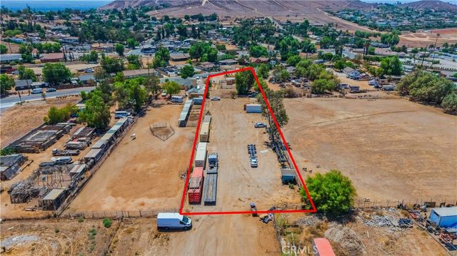 7081 Valley Way, Jurupa Valley, CA 92509
