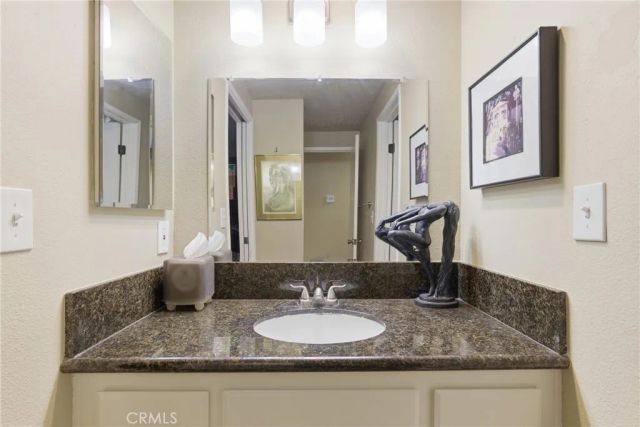 132 W Lemon A, Monrovia, CA 91016
