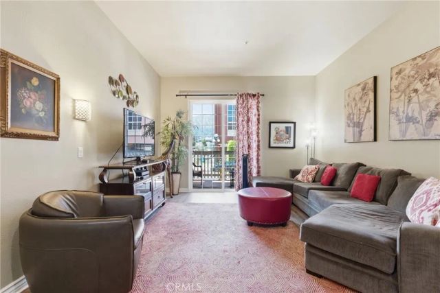 132 W Lemon A, Monrovia, CA 91016
