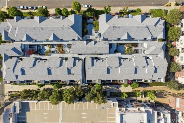 132 W Lemon A, Monrovia, CA 91016