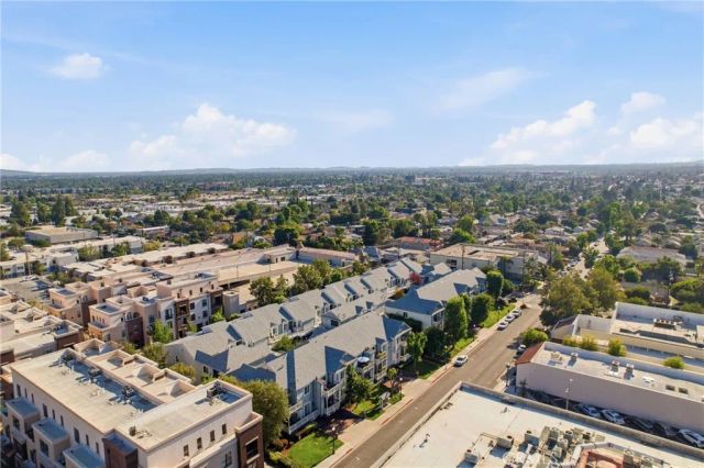 132 W Lemon A, Monrovia, CA 91016