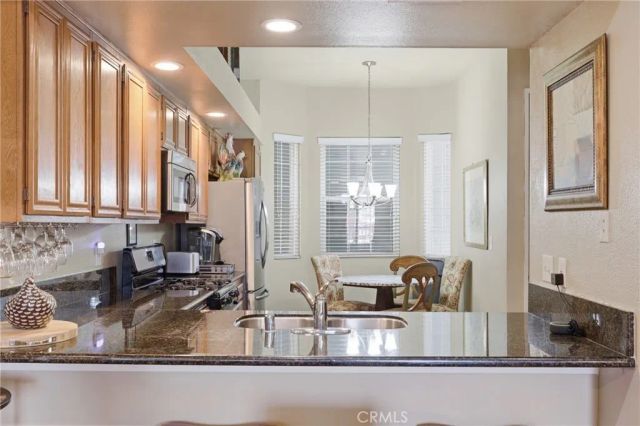 132 W Lemon A, Monrovia, CA 91016