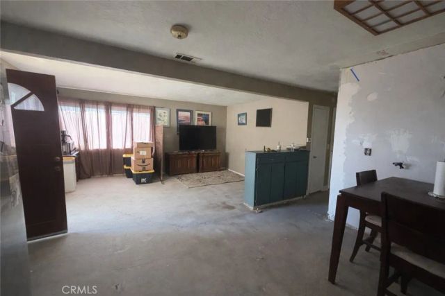 17625 Bobrick, Lake Elsinore, CA 92530