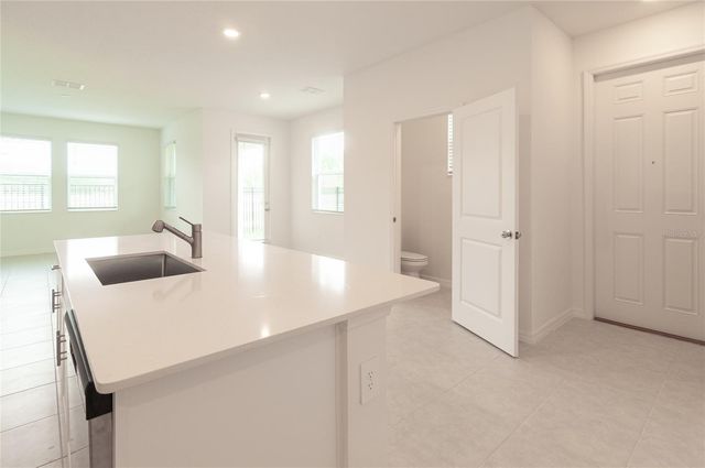 10844 FOWLERS BLUFF COURT, Tampa, FL 33647