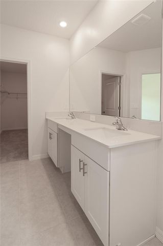 10844 FOWLERS BLUFF COURT, Tampa, FL 33647