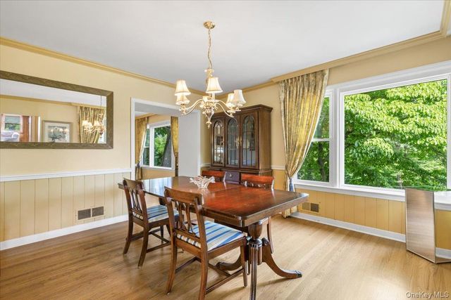 68 Brendon Hill Road, Scarsdale, NY 10583