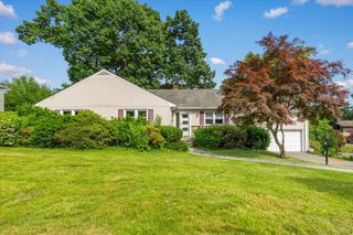 68 Brendon Hill Road, Scarsdale, NY 10583