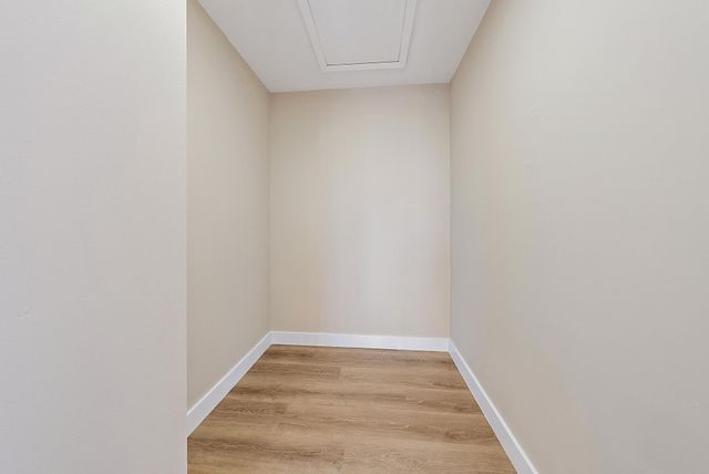 1009 Green Pine Boulevard H3, West Palm Beach, FL 33409