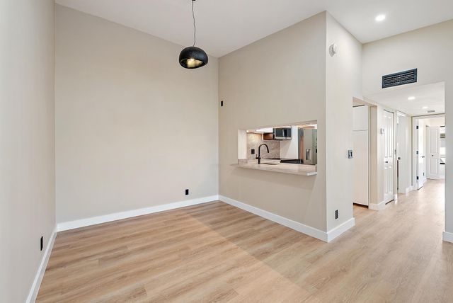 1009 Green Pine Boulevard H3, West Palm Beach, FL 33409