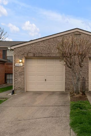 2511 Crusaders Way, Lexington, KY 40509