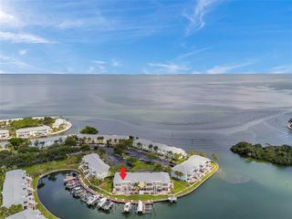 5257 BEACH DRIVE SE D, St Petersburg, FL 33705