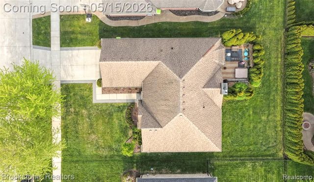 21340 Bunker Drive, Macomb, MI 48042