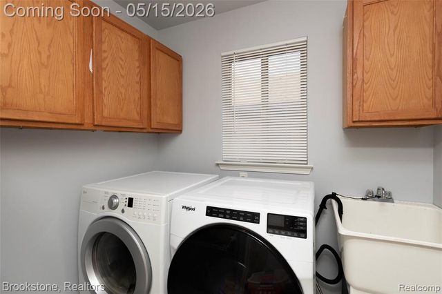 21340 Bunker Drive, Macomb, MI 48042