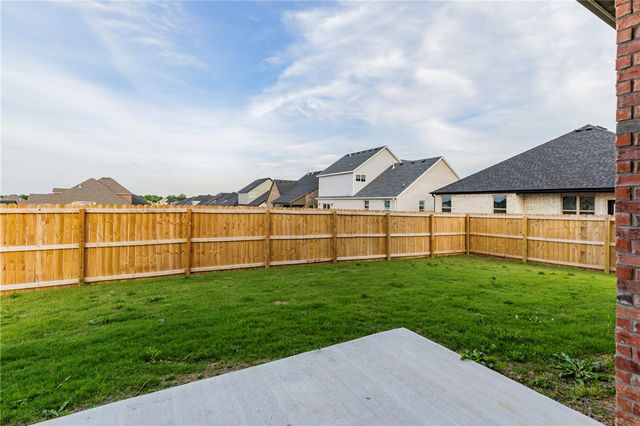 6601 SW Acacia Street, Bentonville, AR 72713