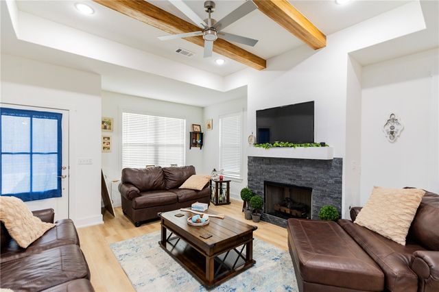 6601 SW Acacia Street, Bentonville, AR 72713