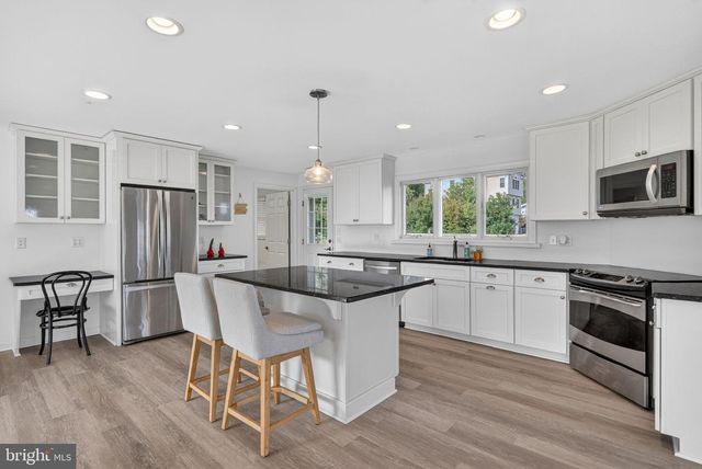 713 BAY DR, Stevensville, MD 21666