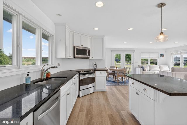 713 BAY DR, Stevensville, MD 21666