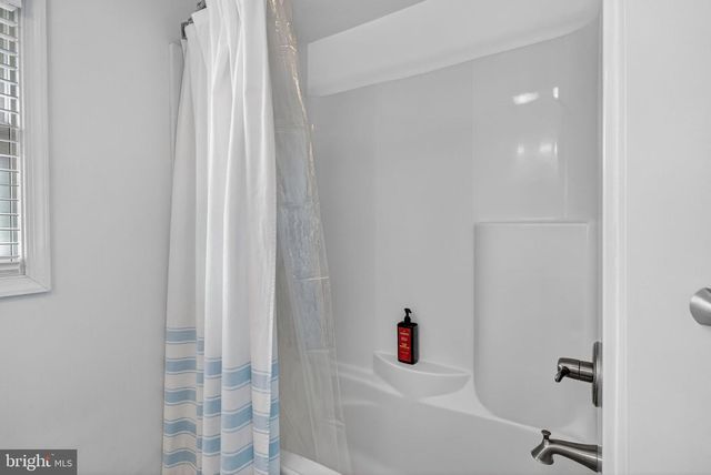 713 BAY DR, Stevensville, MD 21666