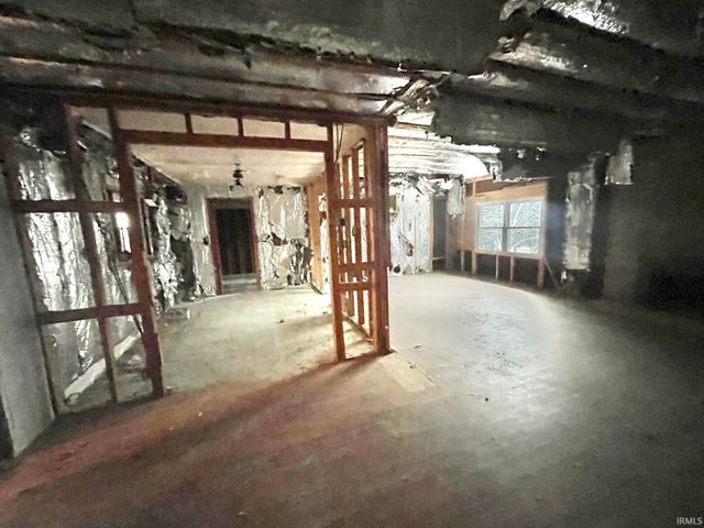 11120 SR 57, Evansville, IN 47725