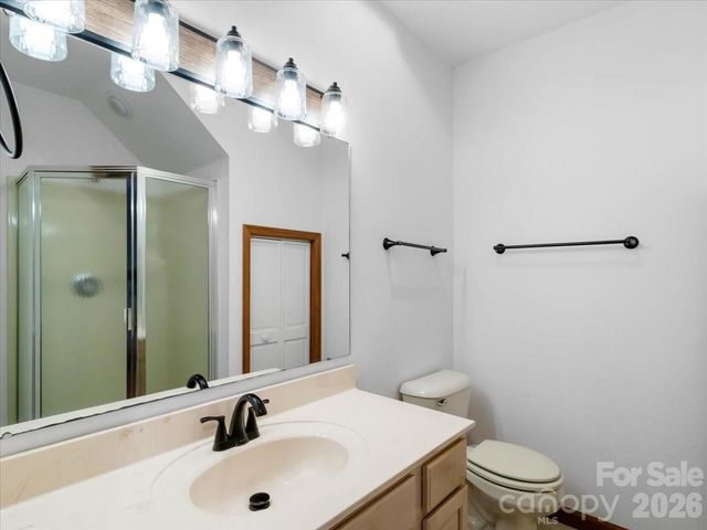49 Slickrock Ridge Way S, Burnsville, NC 28714