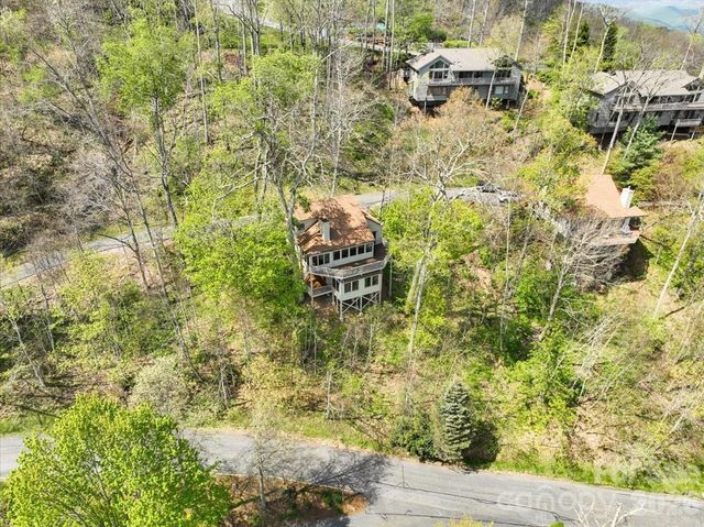 49 Slickrock Ridge Way S, Burnsville, NC 28714
