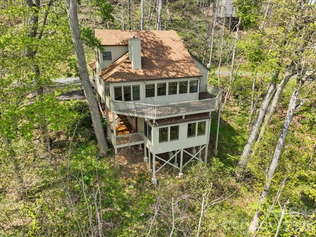 49 Slickrock Ridge Way S, Burnsville, NC 28714