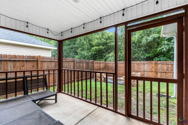 124 North Sky Drive, Warner Robins, GA 31093