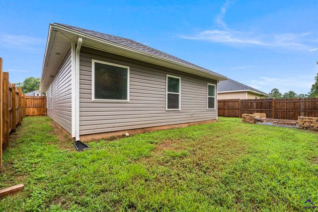 124 North Sky Drive, Warner Robins, GA 31093