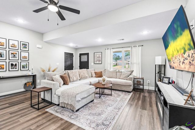 124 North Sky Drive, Warner Robins, GA 31093