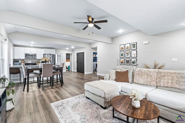 124 North Sky Drive, Warner Robins, GA 31093