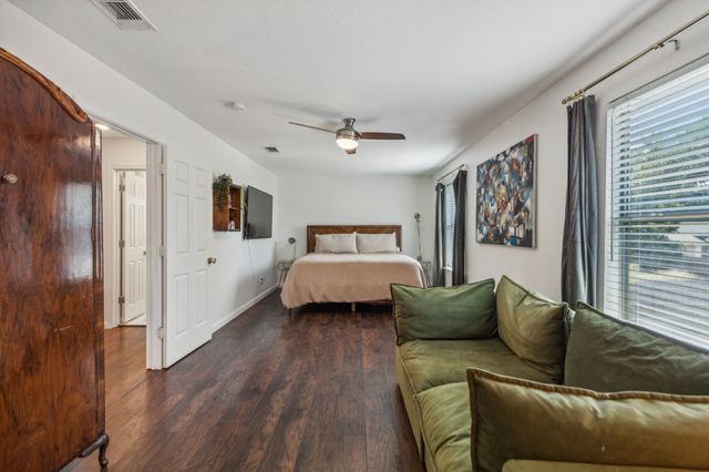 5173 E Rim Road, Dallas, TX 75211