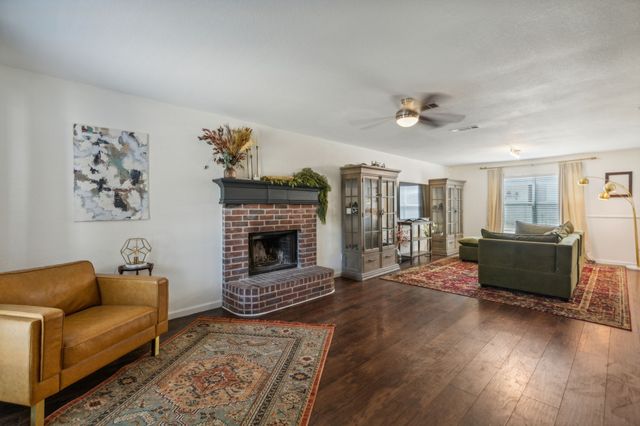 5173 E Rim Road, Dallas, TX 75211