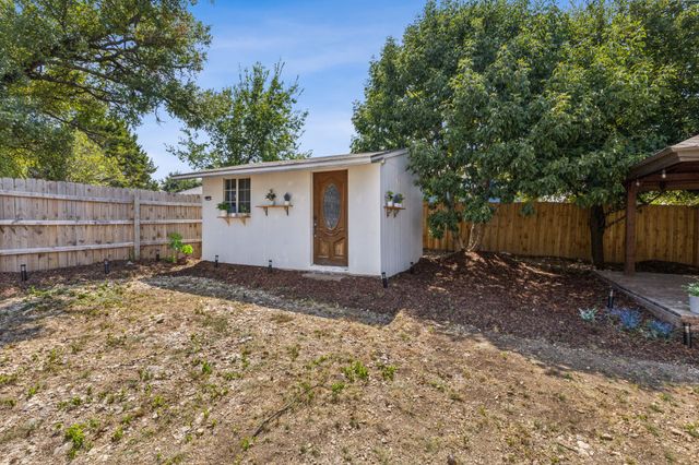 5173 E Rim Road, Dallas, TX 75211