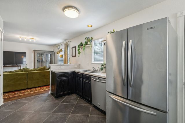 5173 E Rim Road, Dallas, TX 75211