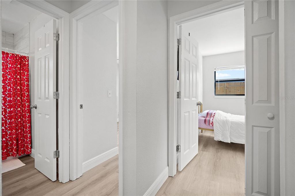 Image 16 of property listing at 211 WOODMERE BLVD BOULEVARD, Sanford, FL 32773