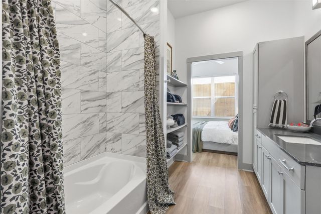 1950 Winrock Boulevard A1, Houston, TX 77057