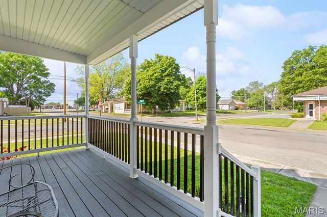 111 S Monroe Street, Freeburg, IL 62243