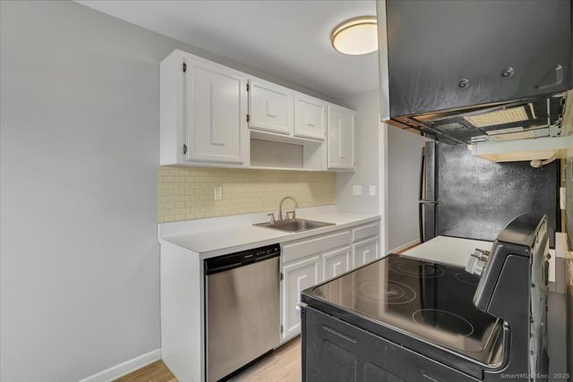 10 Briar Court 10, Cromwell, CT 06416