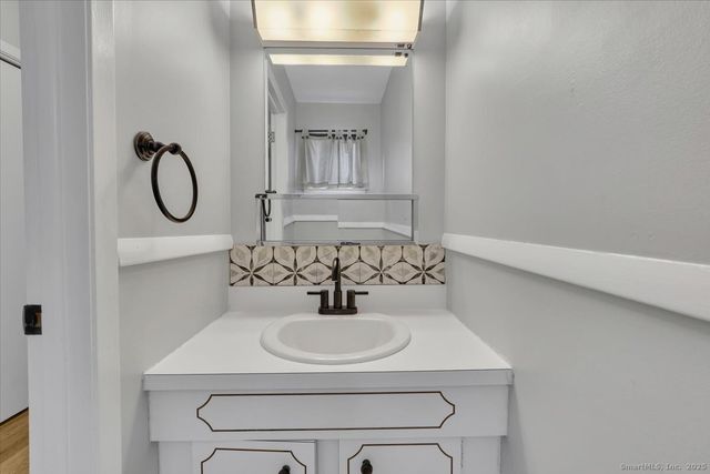 10 Briar Court 10, Cromwell, CT 06416