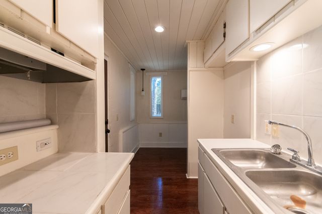 336 Ruth Drive, Newnan, GA 30265