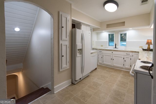 336 Ruth Drive, Newnan, GA 30265