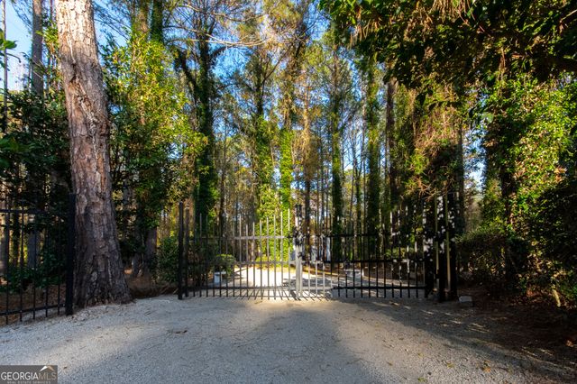 336 Ruth Drive, Newnan, GA 30265